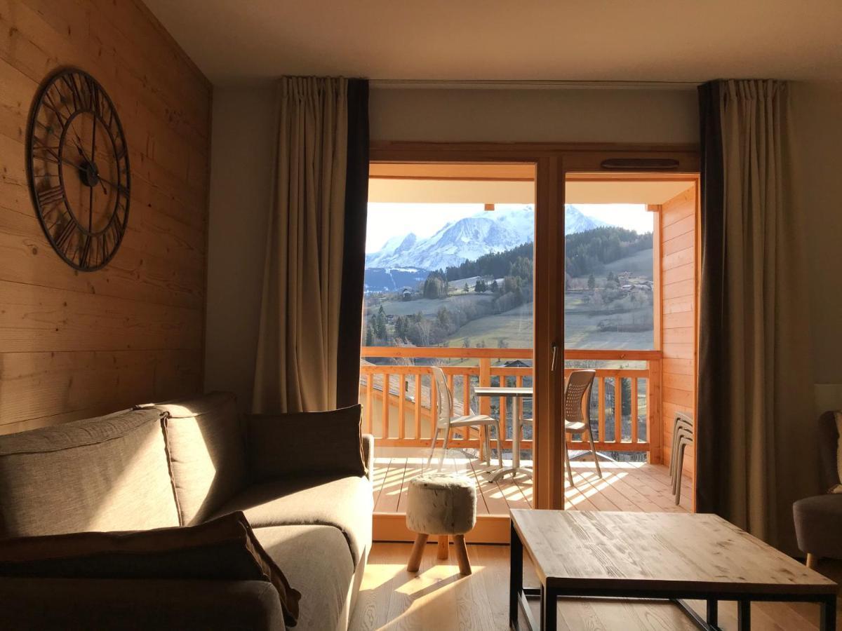 Luxury 2 Bedroom Apartment With View Of Mont Blanc Combloux Extérieur photo