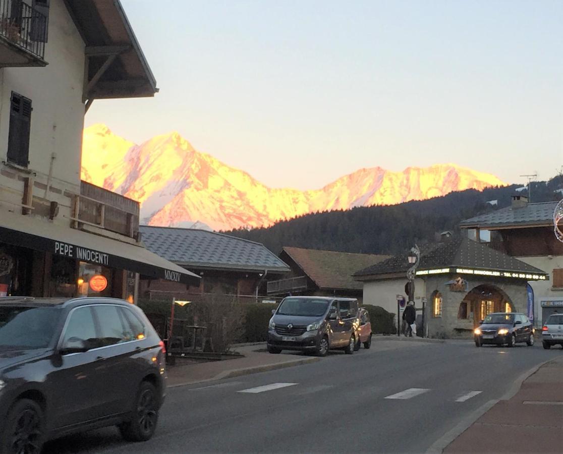 Luxury 2 Bedroom Apartment With View Of Mont Blanc Combloux Extérieur photo